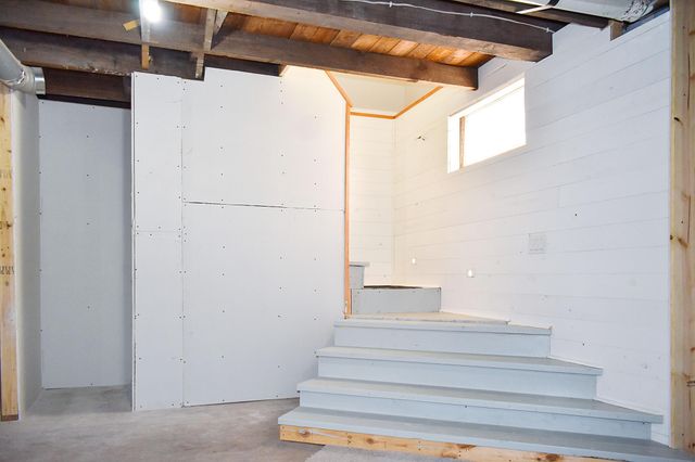 426 Erie Avenue, Crosby, MN 56441