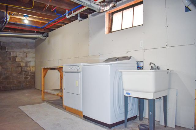 426 Erie Avenue, Crosby, MN 56441