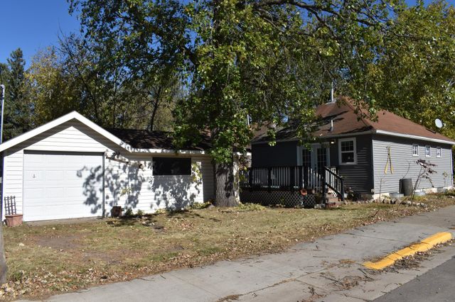 426 Erie Avenue, Crosby, MN 56441