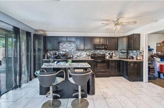 281 SW 83rd Ave, North Lauderdale, FL 33068