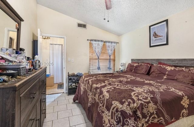 281 SW 83rd Ave, North Lauderdale, FL 33068