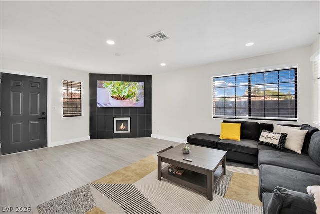 3972 Tudur Lane, Las Vegas, NV 89119