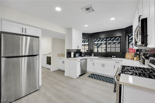 3972 Tudur Lane, Las Vegas, NV 89119