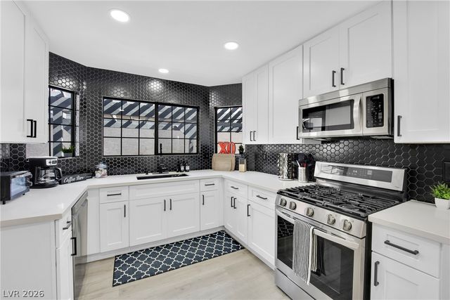 3972 Tudur Lane, Las Vegas, NV 89119