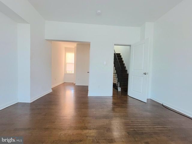 2420 N 15TH ST, Philadelphia, PA 19132