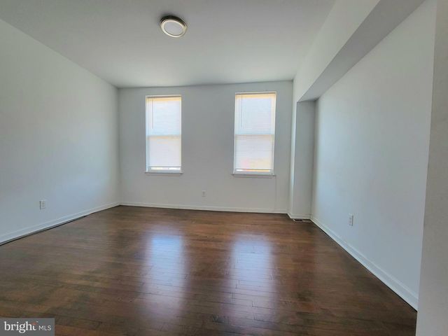 2420 N 15TH ST, Philadelphia, PA 19132