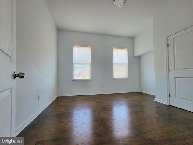 2420 N 15TH ST, Philadelphia, PA 19132