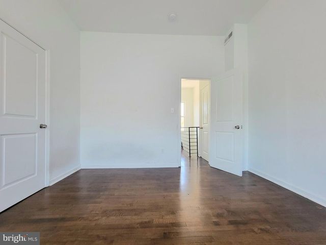 2420 N 15TH ST, Philadelphia, PA 19132