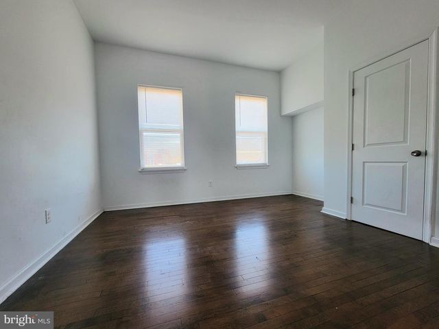 2420 N 15TH ST, Philadelphia, PA 19132