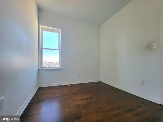 2420 N 15TH ST, Philadelphia, PA 19132