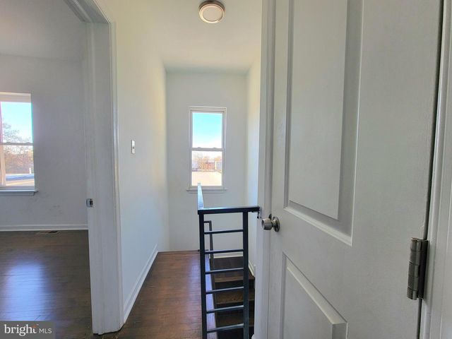 2420 N 15TH ST, Philadelphia, PA 19132