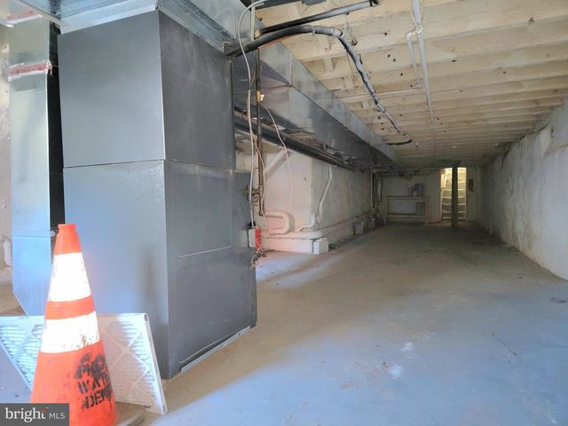 2420 N 15TH ST, Philadelphia, PA 19132