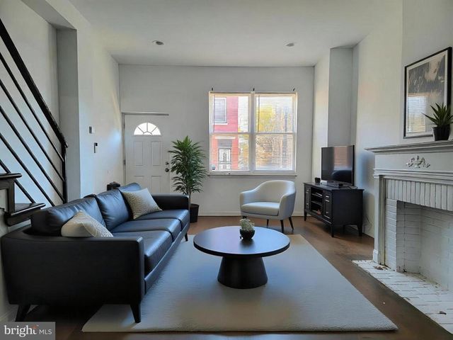 2420 N 15TH ST, Philadelphia, PA 19132