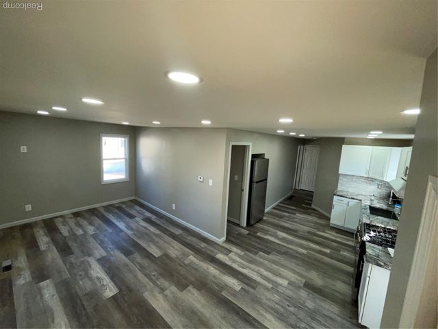 26431 TROWBRIDGE Street S, Inkster, MI 48141