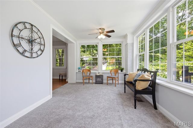7385 Arlington Drive, St Louis, MO 63117