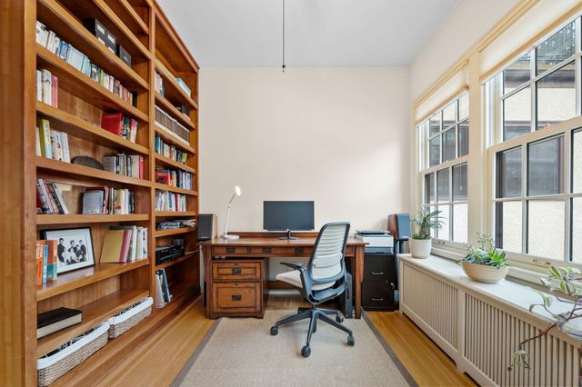 5325 Upton Avenue S, Minneapolis, MN 55410