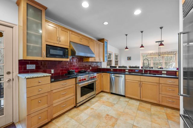 5325 Upton Avenue S, Minneapolis, MN 55410