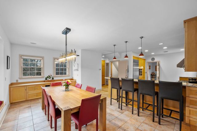 5325 Upton Avenue S, Minneapolis, MN 55410