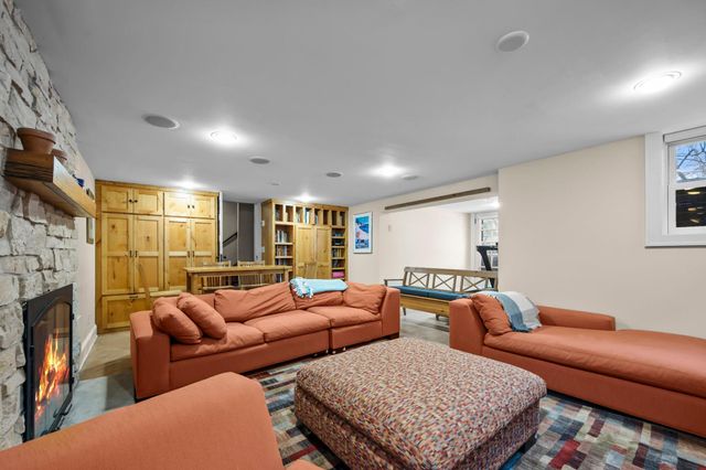 5325 Upton Avenue S, Minneapolis, MN 55410