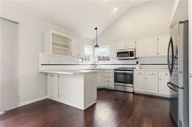 1024 N Marion Street, Olathe, KS 66061