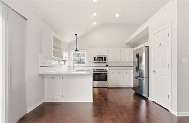 1024 N Marion Street, Olathe, KS 66061