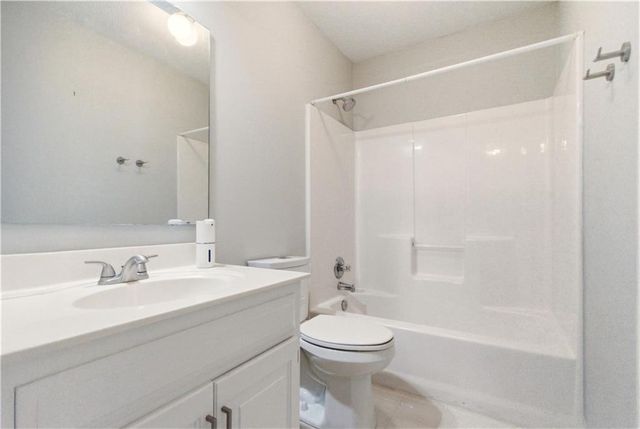 1024 N Marion Street, Olathe, KS 66061