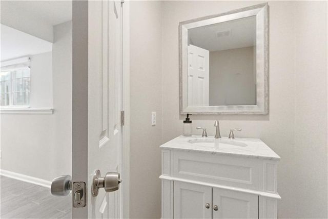 1024 N Marion Street, Olathe, KS 66061