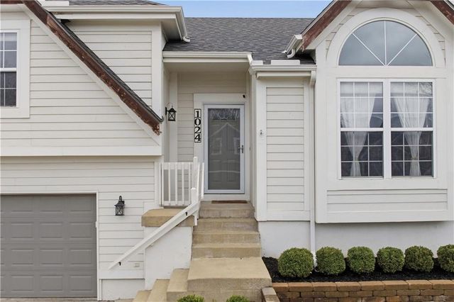 1024 N Marion Street, Olathe, KS 66061