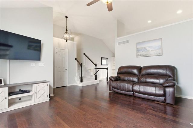 1024 N Marion Street, Olathe, KS 66061