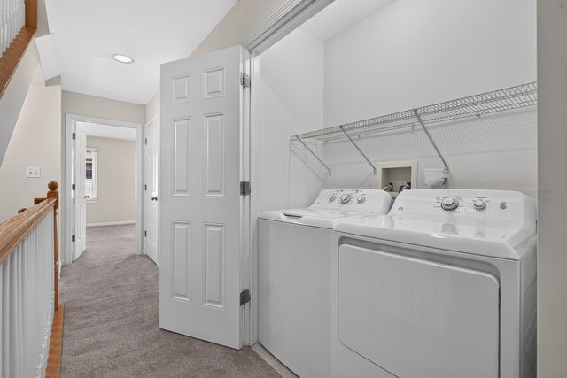 1027 Lincoln Trail, Oak Park, IL 60302