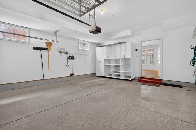 1027 Lincoln Trail, Oak Park, IL 60302