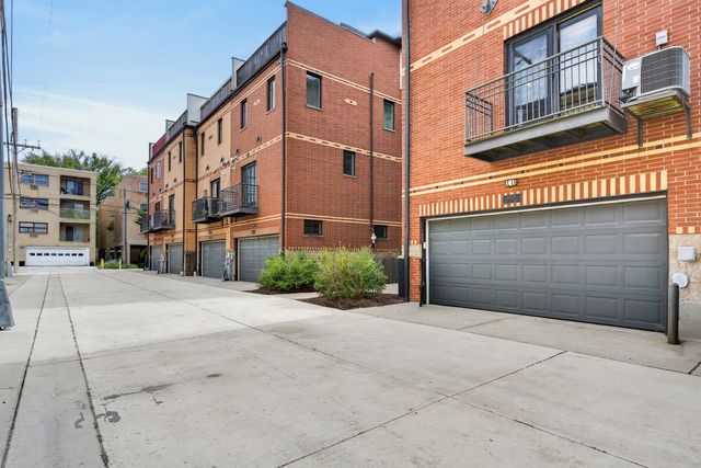 1027 Lincoln Trail, Oak Park, IL 60302