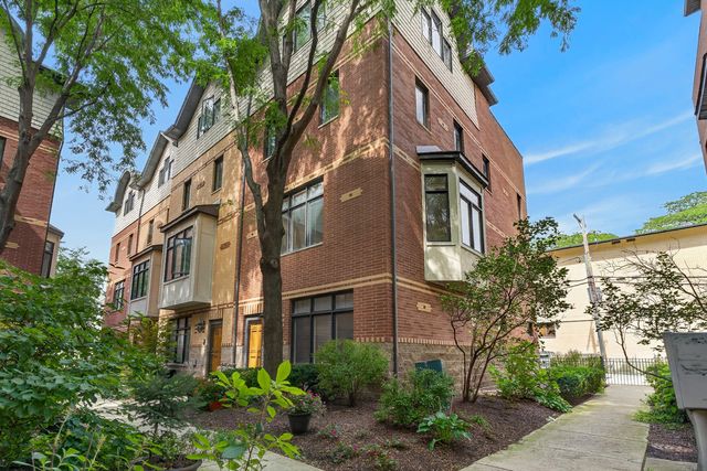 1027 Lincoln Trail, Oak Park, IL 60302