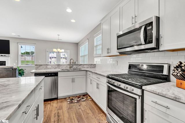 100 Arbor Woods Lane, Piedmont, SC 29673