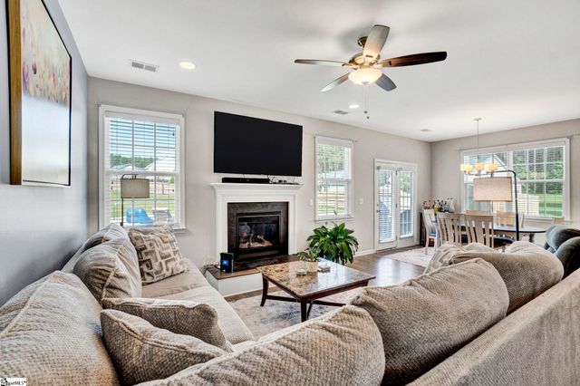 100 Arbor Woods Lane, Piedmont, SC 29673
