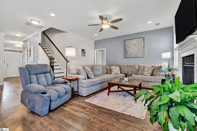 100 Arbor Woods Lane, Piedmont, SC 29673