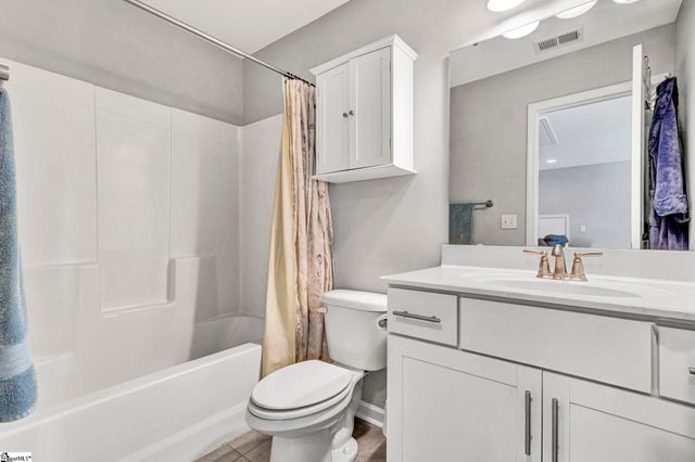 100 Arbor Woods Lane, Piedmont, SC 29673