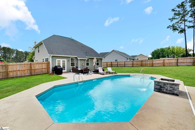 100 Arbor Woods Lane, Piedmont, SC 29673