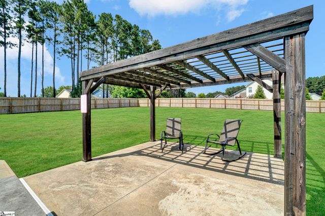 100 Arbor Woods Lane, Piedmont, SC 29673
