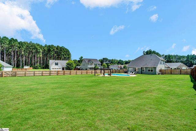 100 Arbor Woods Lane, Piedmont, SC 29673