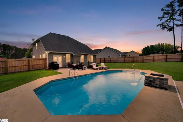 100 Arbor Woods Lane, Piedmont, SC 29673