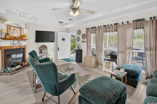 433 County Road 4511, Hondo, TX 78861
