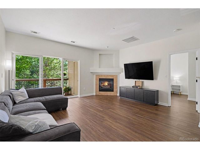 7429 S Alkire St 204, Littleton, CO 80127
