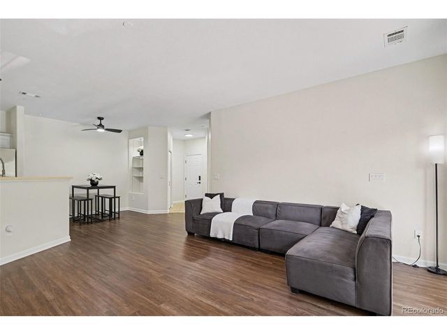 7429 S Alkire St 204, Littleton, CO 80127