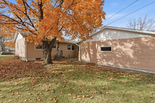 526 4th Avenue NE, Saint Cloud, MN 56304