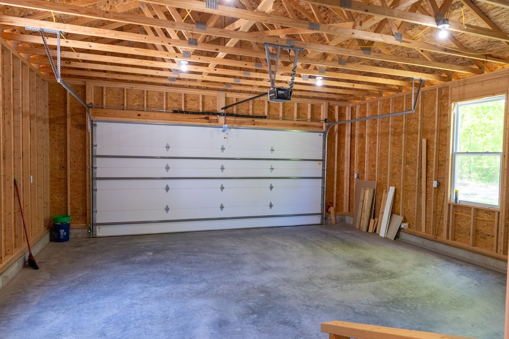 Image 28 of property listing at 18562 E Hill Street, Mt Vernon, IL 62864