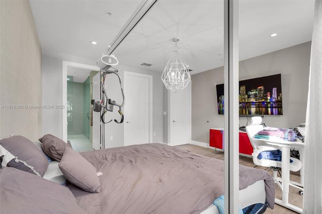 10305 NW 63rd Ter 105, Doral, FL 33178