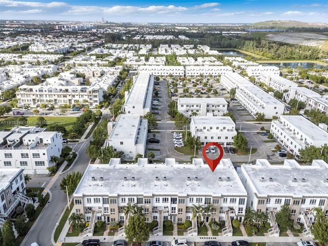 10305 NW 63rd Ter 105, Doral, FL 33178