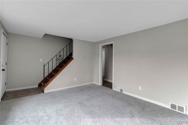 92 Sharon Parkway, Lackawanna, NY 14218