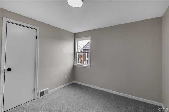 92 Sharon Parkway, Lackawanna, NY 14218